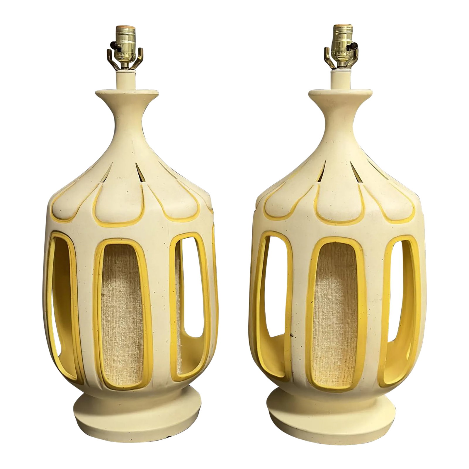 Miid-Century Large Scale Ceramic Lamps Yellow Ivory Large Scale Hollywood Regency Pop Atomic: Set designer alert on this monumental pair of Mid-Century Modern movie worthy large scale ceramic table lamps. These vintage lamps are a creamy ivory colored ceramic with yellow accents. Dimensions-27