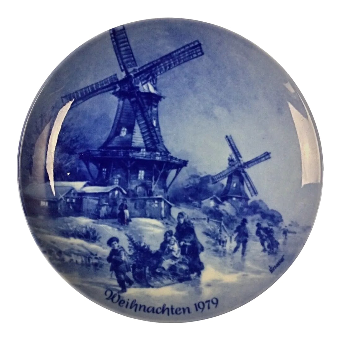 Vintage Wall-Mounted Porcelain Decorative Plate - "Christmas Eve": This charming vintage wall-mounted decorative plate captures the warmth and tradition of Christmas Eve in the picturesque village of Greetsiel, Germany. Issued in 1979 as part of a limited edition, th