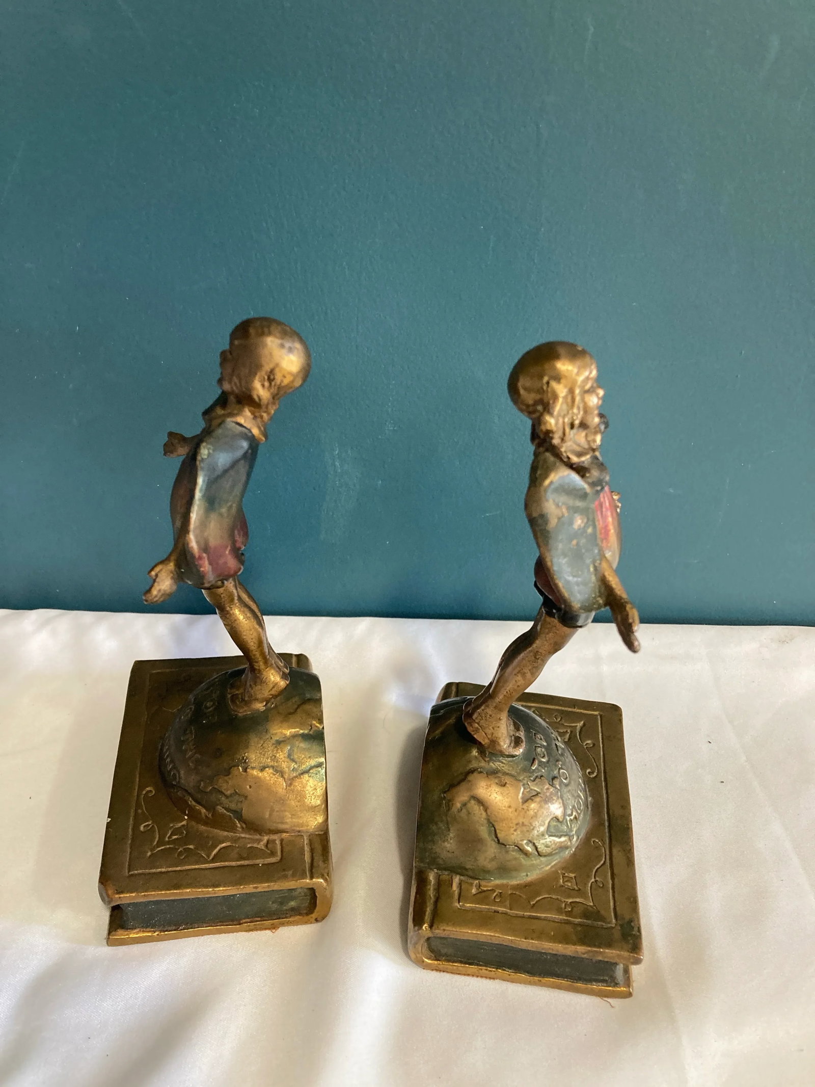 1920s Pompeian Bronze Bookends by Laura Archibald "Top of the World" - 2 Pieces - 5