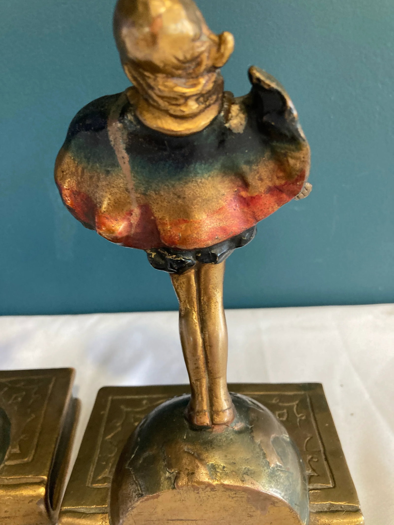 1920s Pompeian Bronze Bookends by Laura Archibald "Top of the World" - 2 Pieces - 9