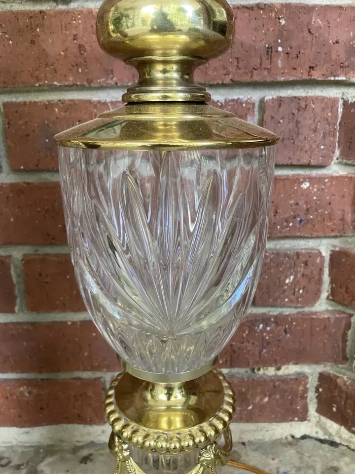 1990s Pair of Gold Tone Hollywood Regency Metal & Cut Glass Large Table Lamps - 2