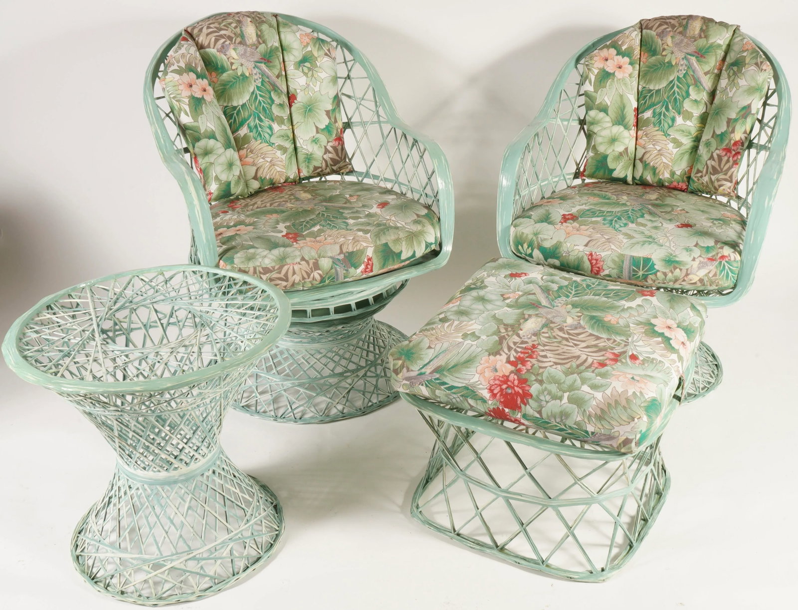 Vintage Spun Fiberglass Patio Furniture Set in the Style of Russell Woodard, 5 Pieces - 3