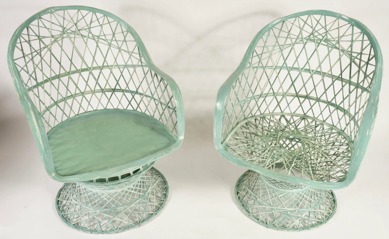 Vintage Spun Fiberglass Patio Furniture Set in the Style of Russell Woodard, 5 Pieces - 4