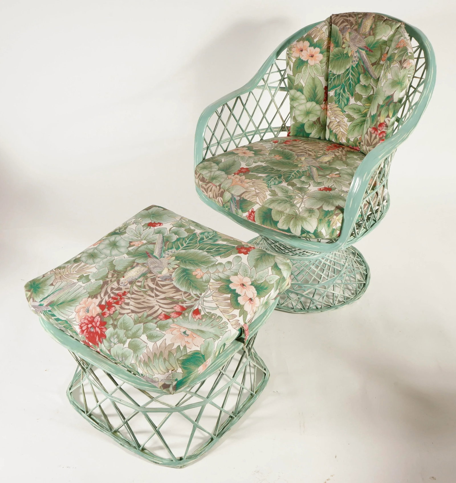 Vintage Spun Fiberglass Patio Furniture Set in the Style of Russell Woodard, 5 Pieces - 5