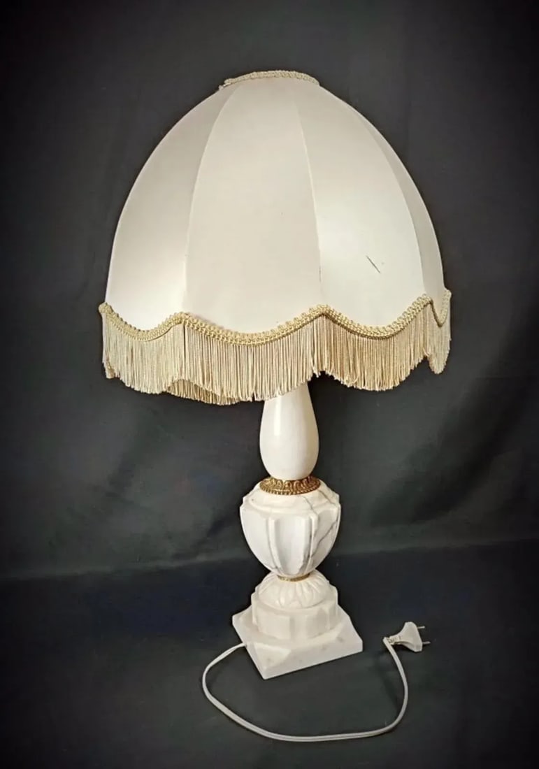 Antique Lamp Base in Alabaster and Brass With Lampshade - 5