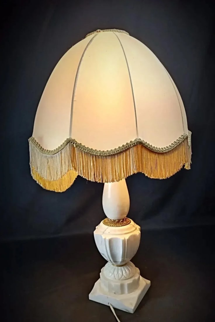 Antique Lamp Base in Alabaster and Brass With Lampshade - 6