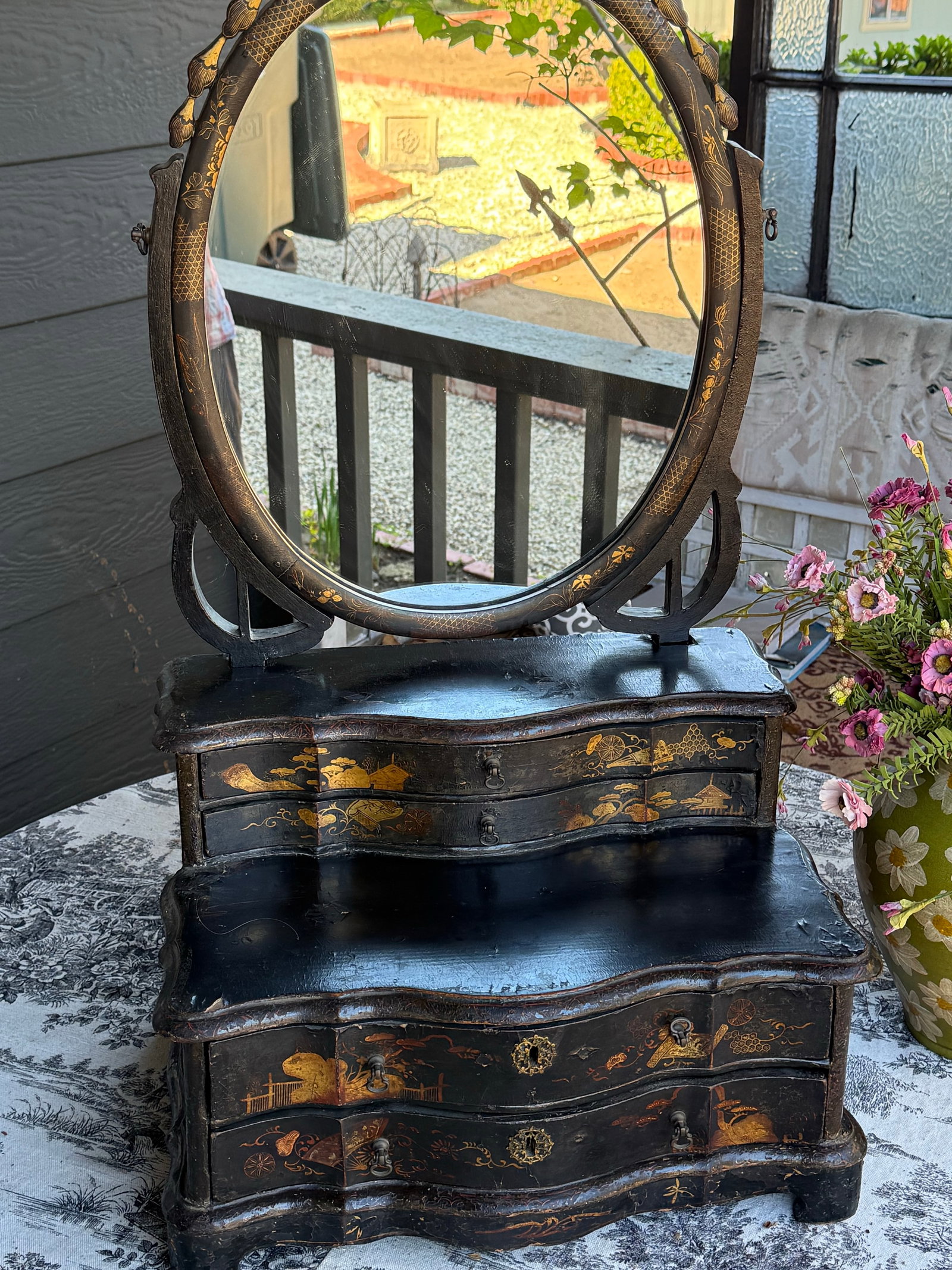19th Century, Black Lacquer Toilet Swing Mirror, With Chinese Motif Painting - 2