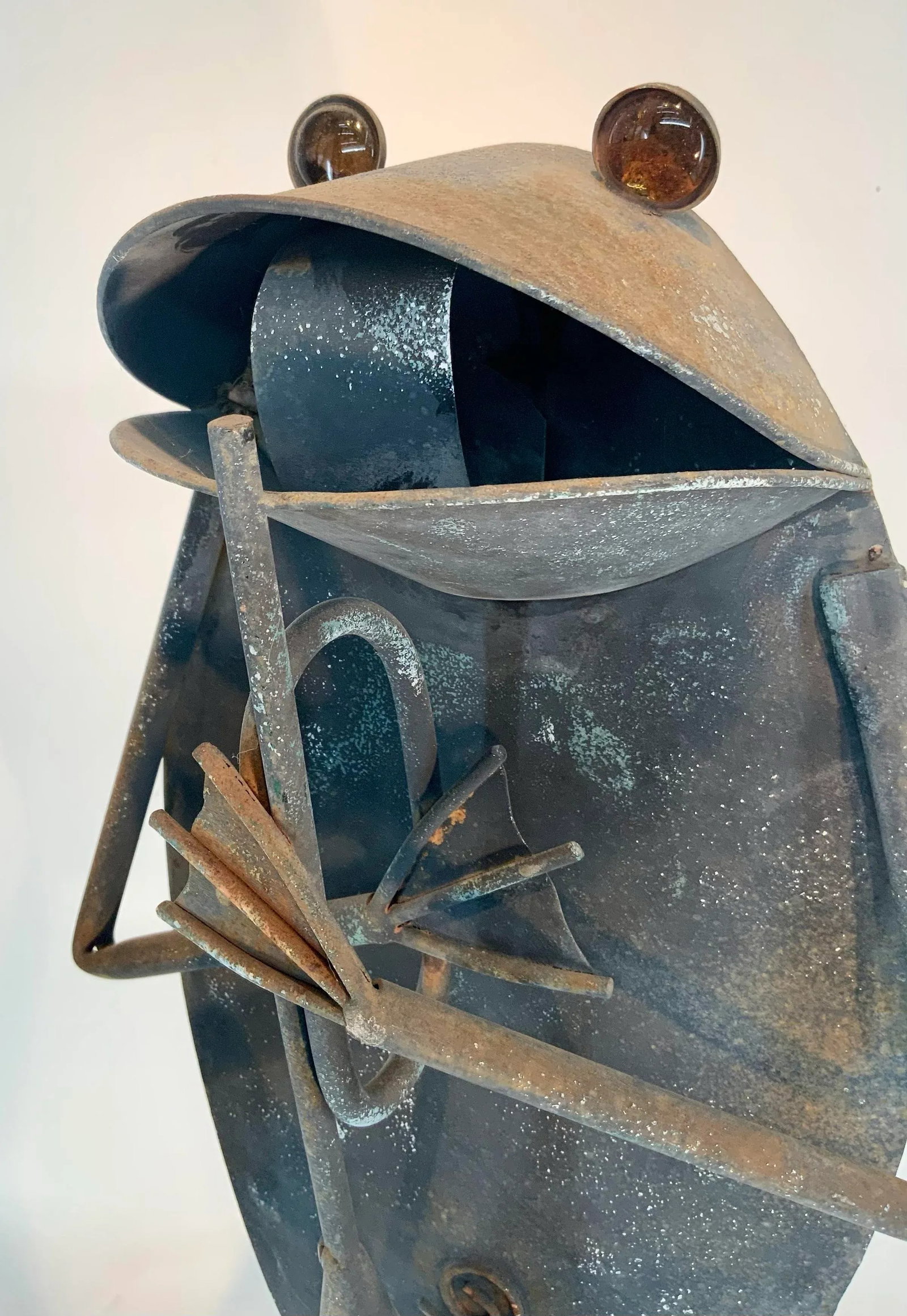 Pair of Vintage Tin Metal Frogs Garden Ornaments - 8