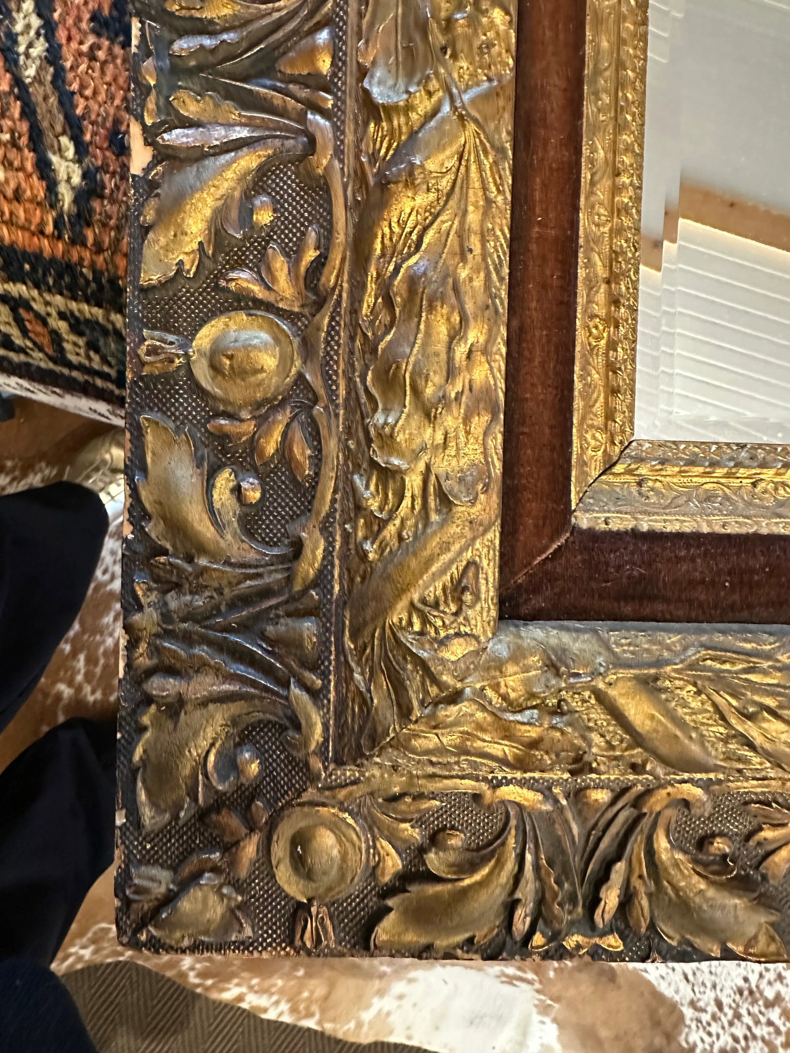 Late 20th Century Gilt Frame Mirror With Brown Silk Velvet Insert - 6