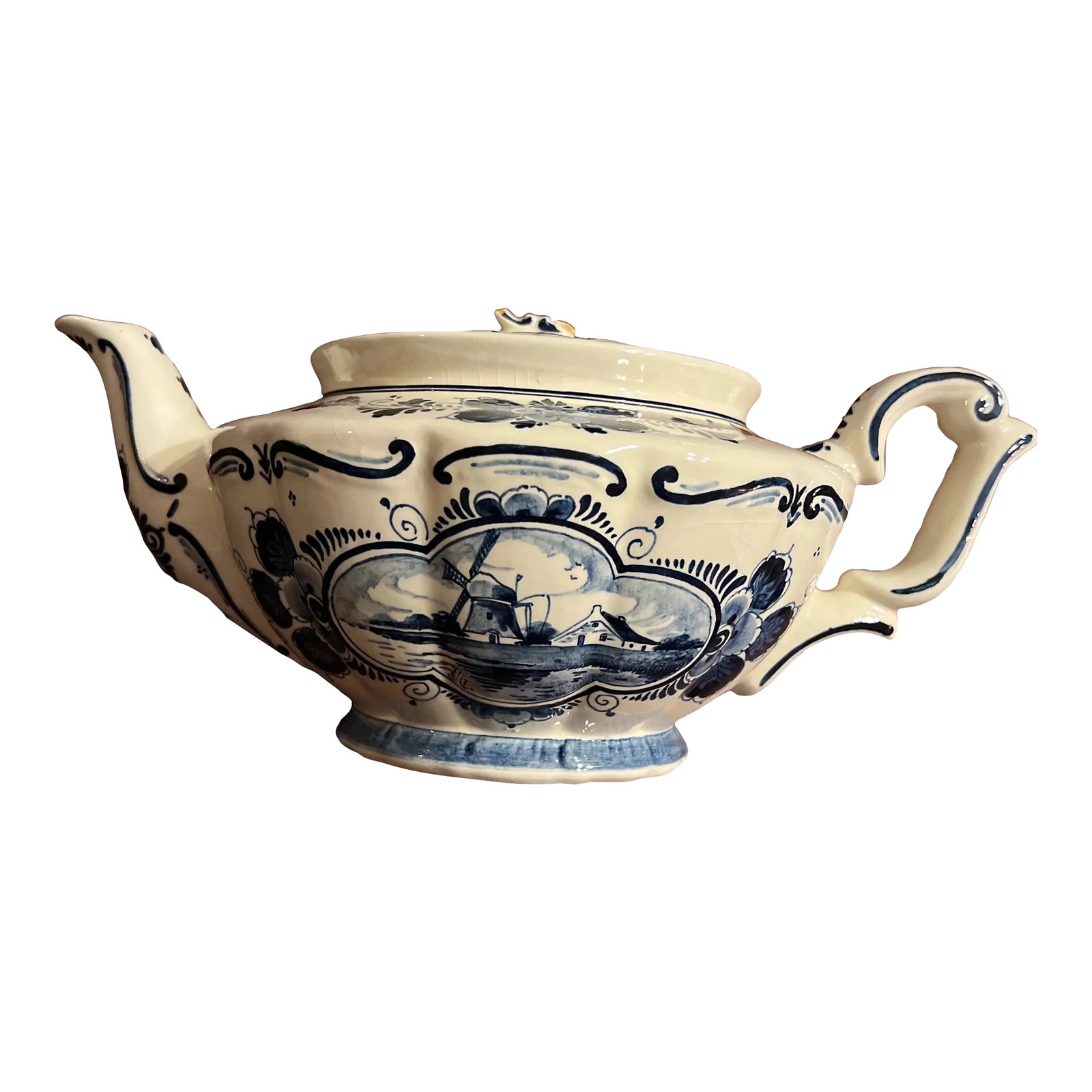 Vintage Hand Painted Delft Blue Large Covered Tea Pot, Signed: Hand Painted Delft Blue Large Covered Teapot Features: - made in Holland - signed as pictured on base - beautifully handpainted design - measures 4.5" height with lid; 11" length spout to handle; 7.5"