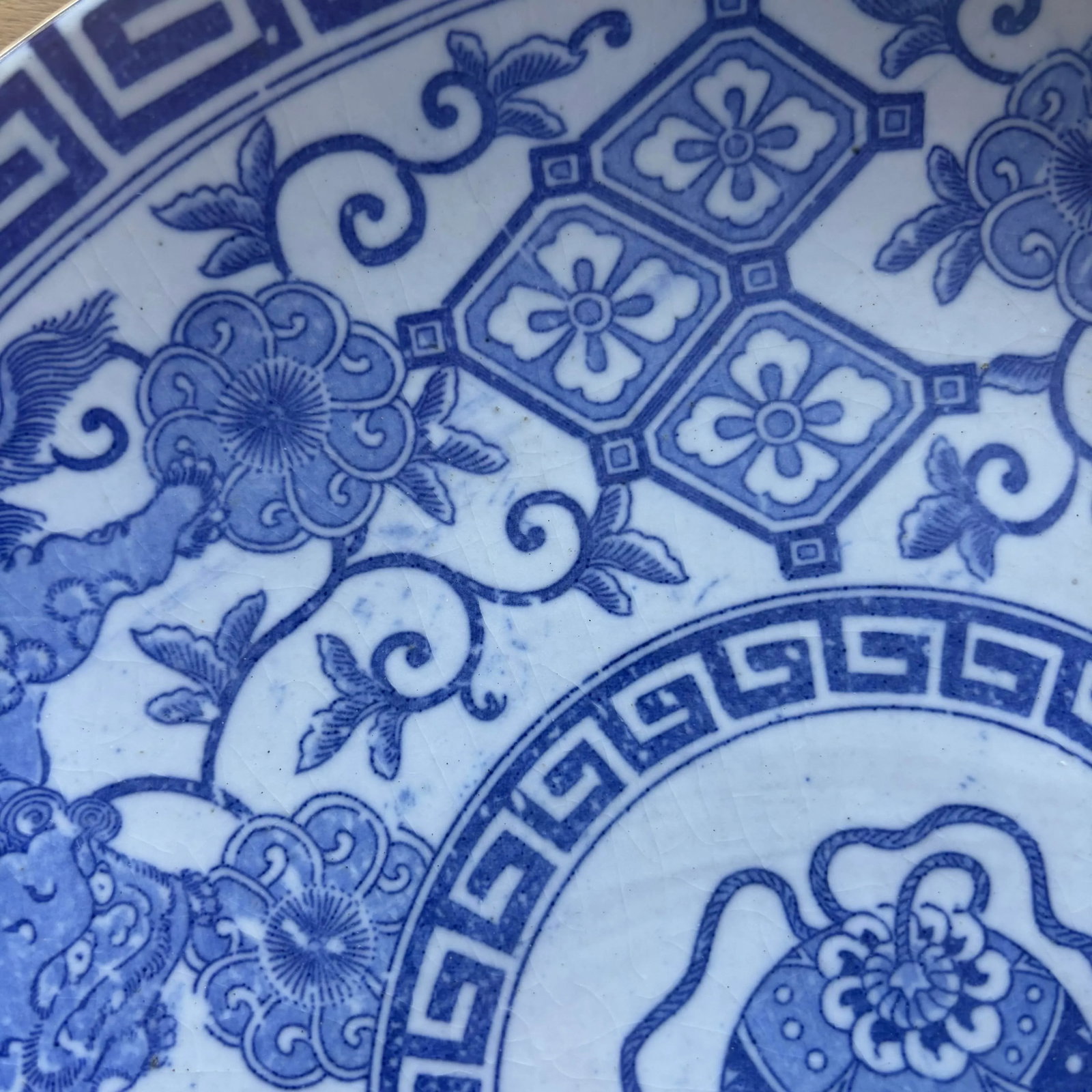 Antique Japanese Imari Ware Porcelain Blue and White Hand Painted Charger Platter, Meiji Period (186 - 2