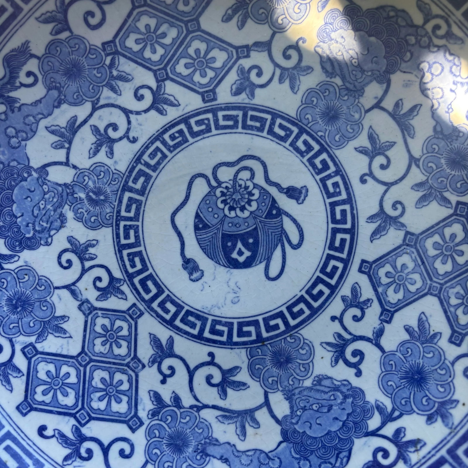 Antique Japanese Imari Ware Porcelain Blue and White Hand Painted Charger Platter, Meiji Period (186 - 7