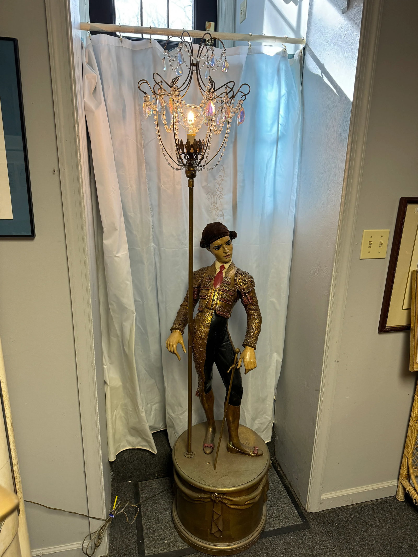 Vintage Don Rickles Matador Floor Lamp - 2