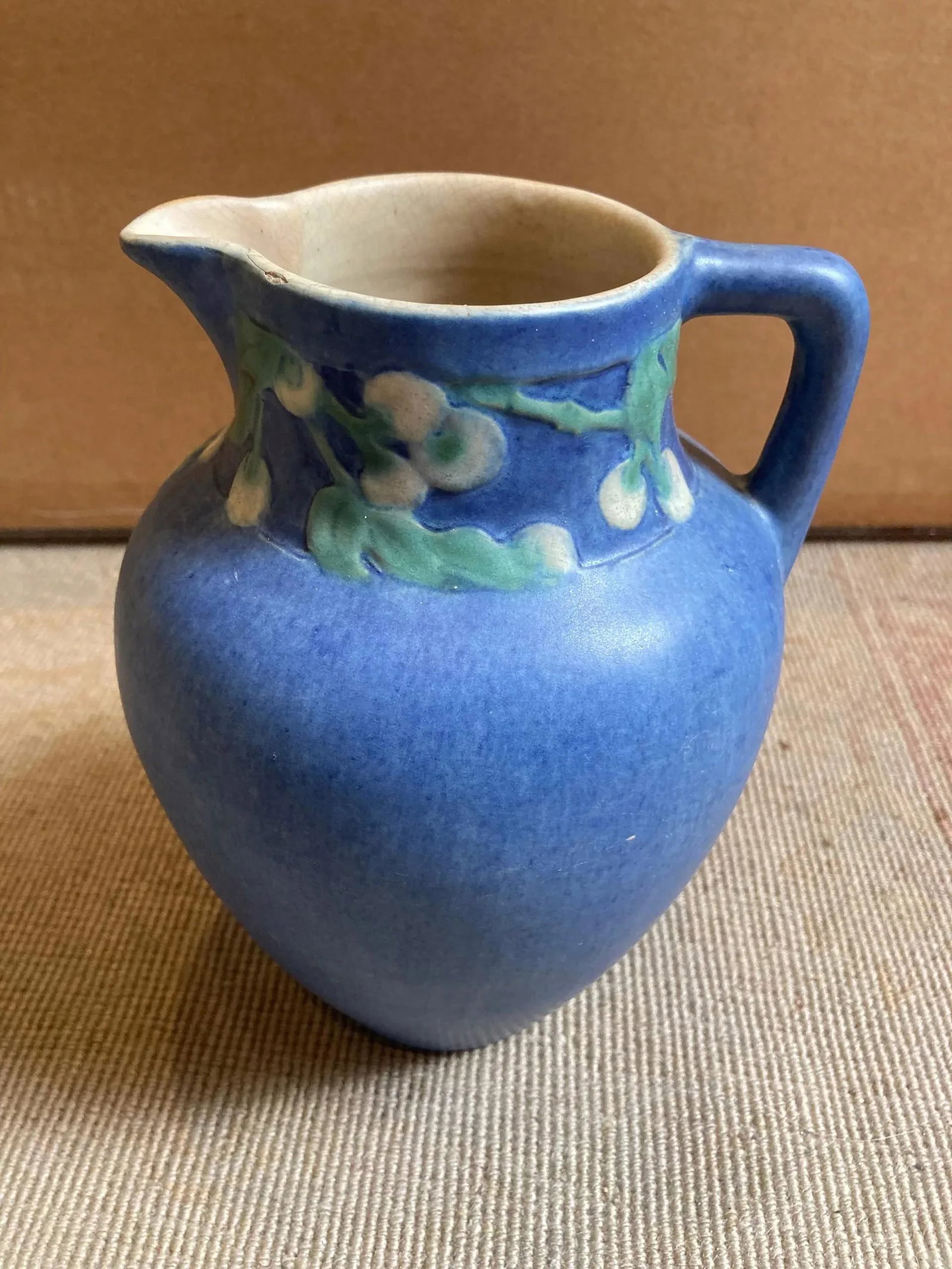Large Newcomb College Art Pottery Vase (Joseph Meyer, Sadie Irvine, 1927) - 2