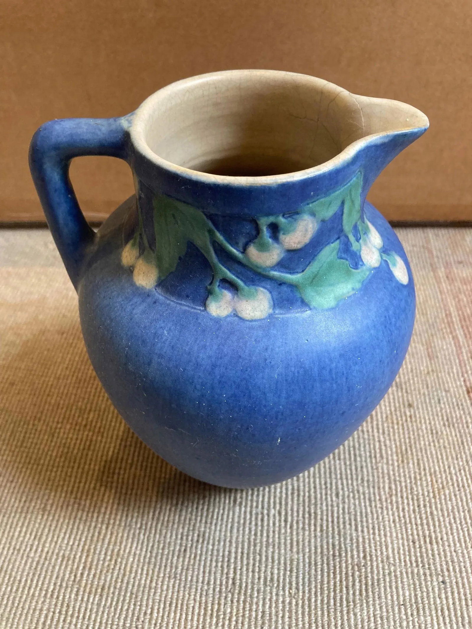 Large Newcomb College Art Pottery Vase (Joseph Meyer, Sadie Irvine, 1927) - 3