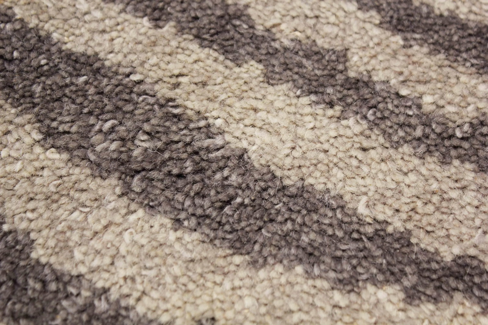 6' X 9' Gray Hand-Knotted Wool Rug- 2020 Aara Rugs - 4
