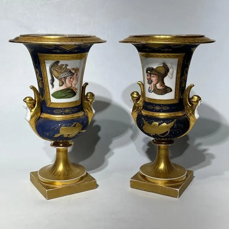Pair of 19th Century Neoclassical Paris Porcelain Campana Form Vases - 5