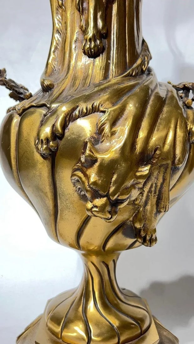 Pair Antique French Gilt Bronze Tables Lamps in the Louis XV Style - 7