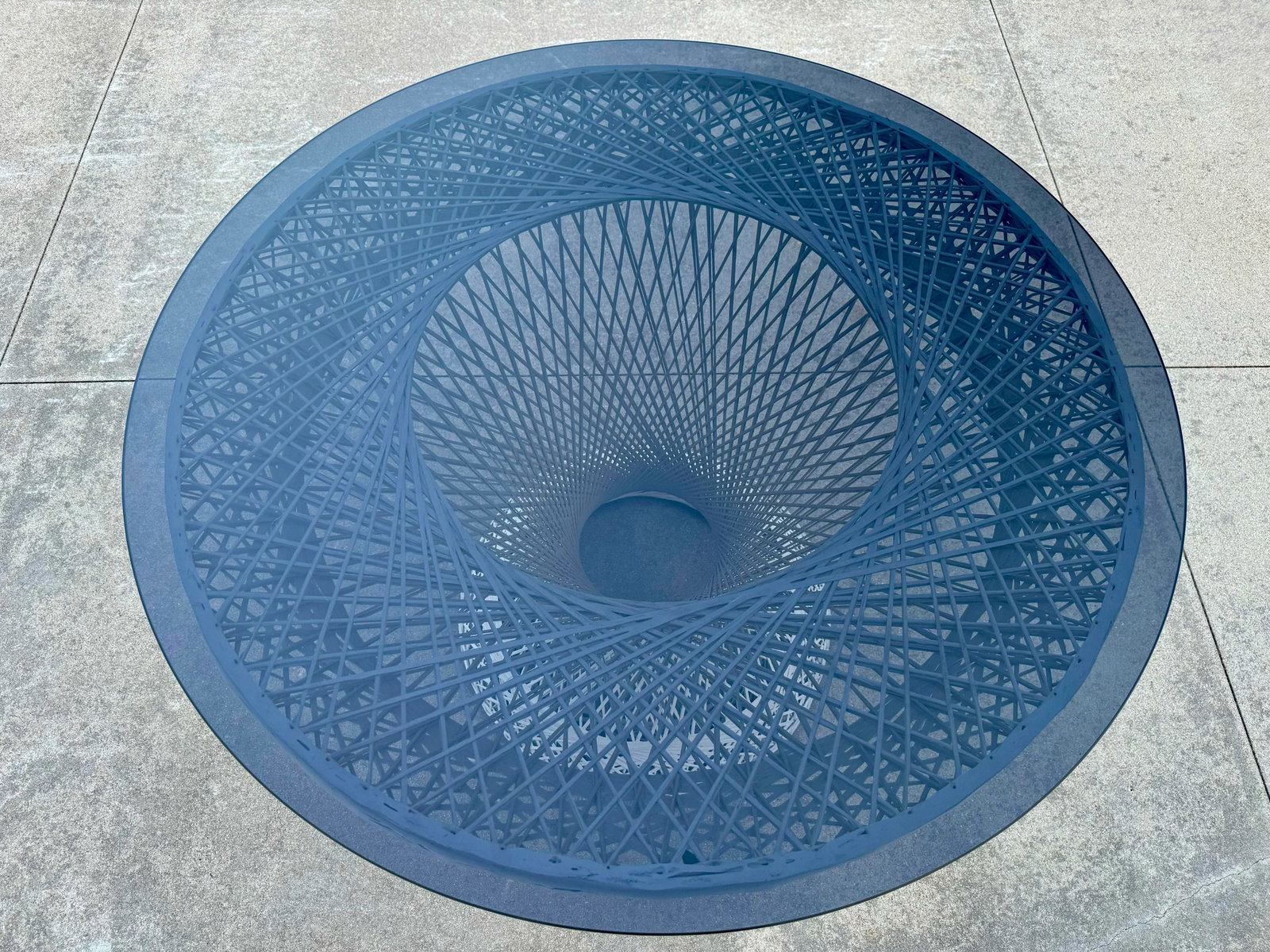 1970s Mid-Century Modern Russell Woodard Spun Fiberglass Dining Table, Attributed - 2