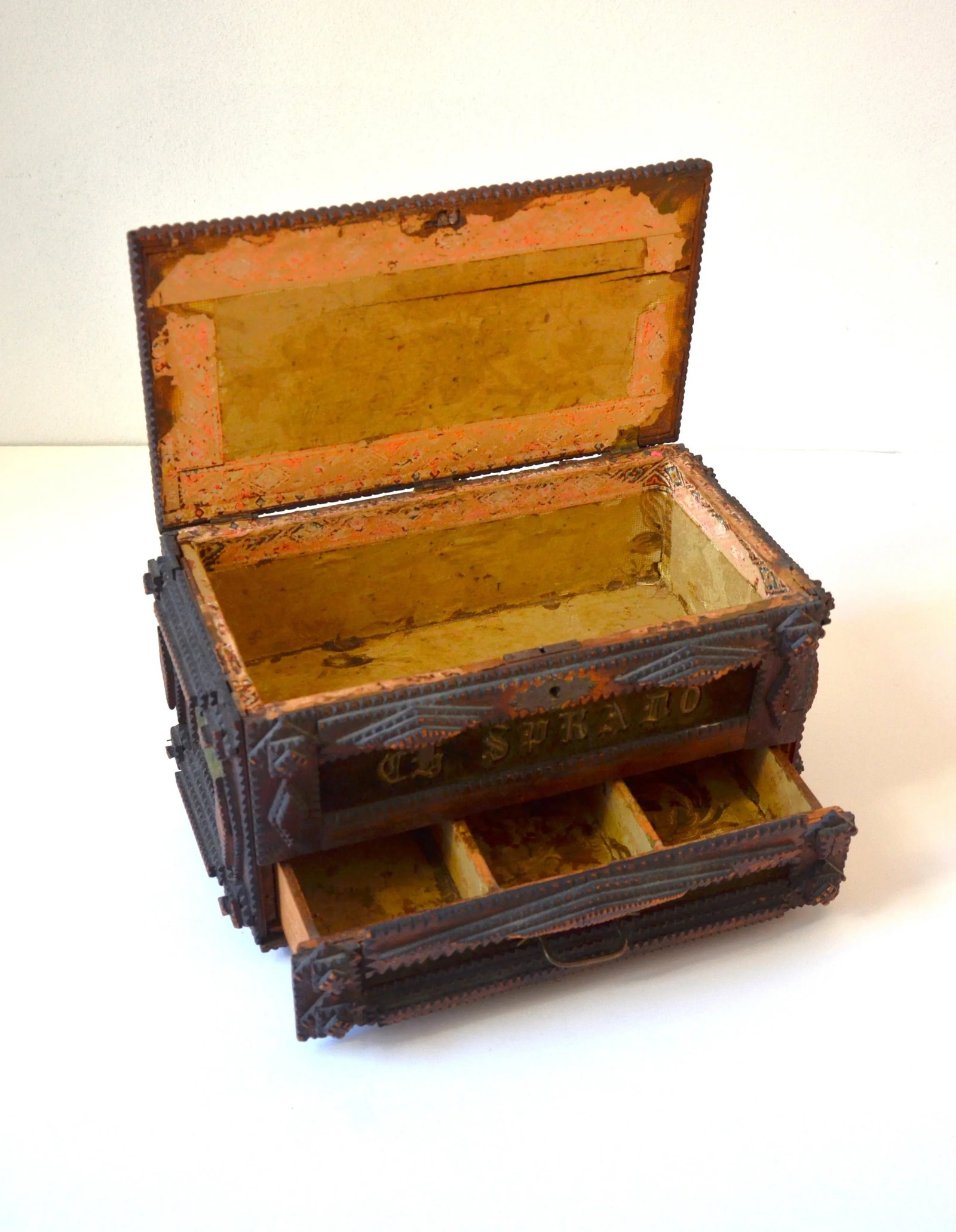 Turn of the Century Hand Carved Tramp Art Wooden Jewelry Box, Circa 1900 - 6