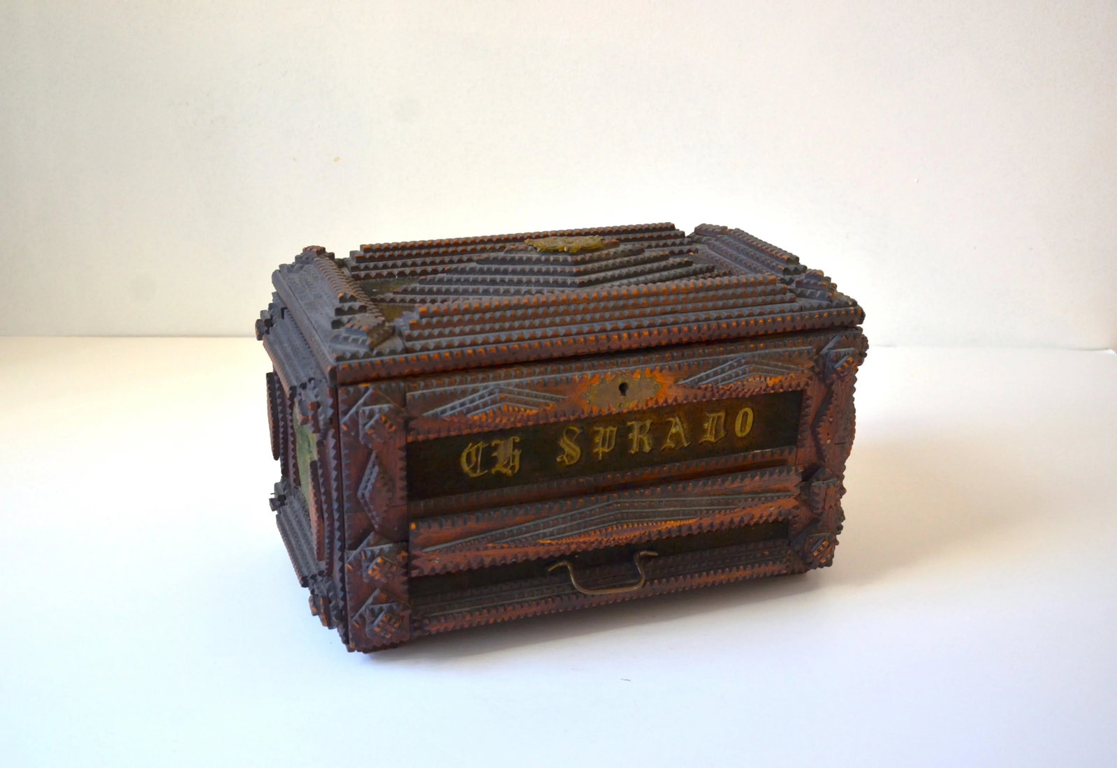 Turn of the Century Hand Carved Tramp Art Wooden Jewelry Box, Circa 1900 - 8