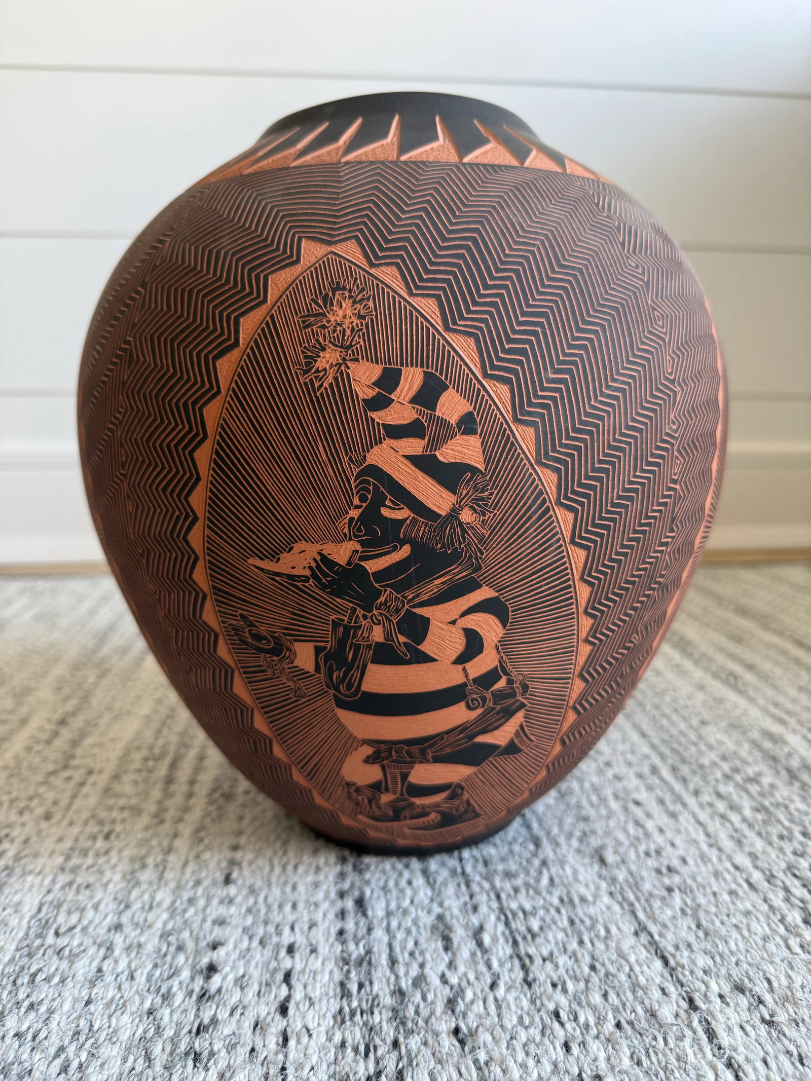 1990s Black Etched Terracotta Navajo Pottery Vase - 5