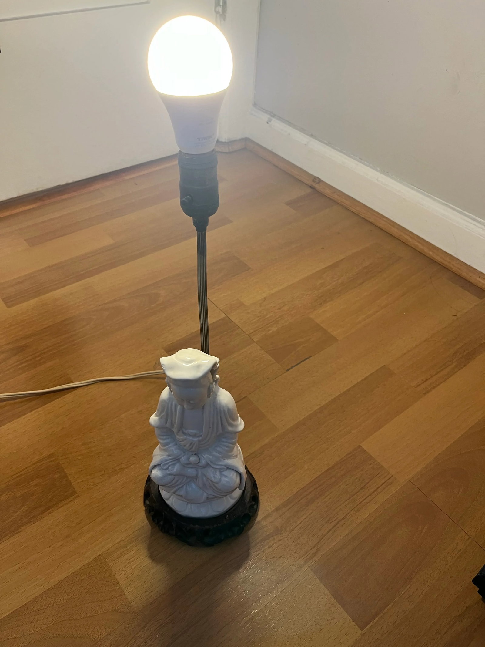 Vintage Chinese Blanc De Chine Guanyin Kwanyin Porcelain Figure Statue Lamp - 2