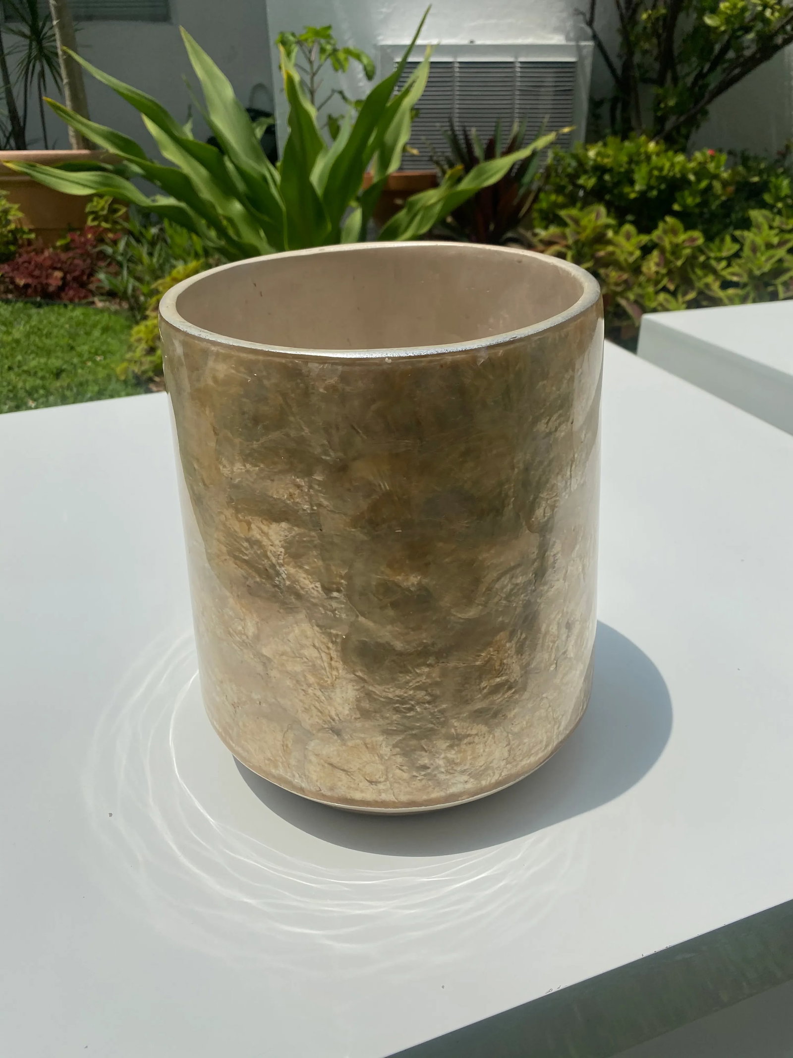 Mid-Century Modern Capis Shell Vase - 2