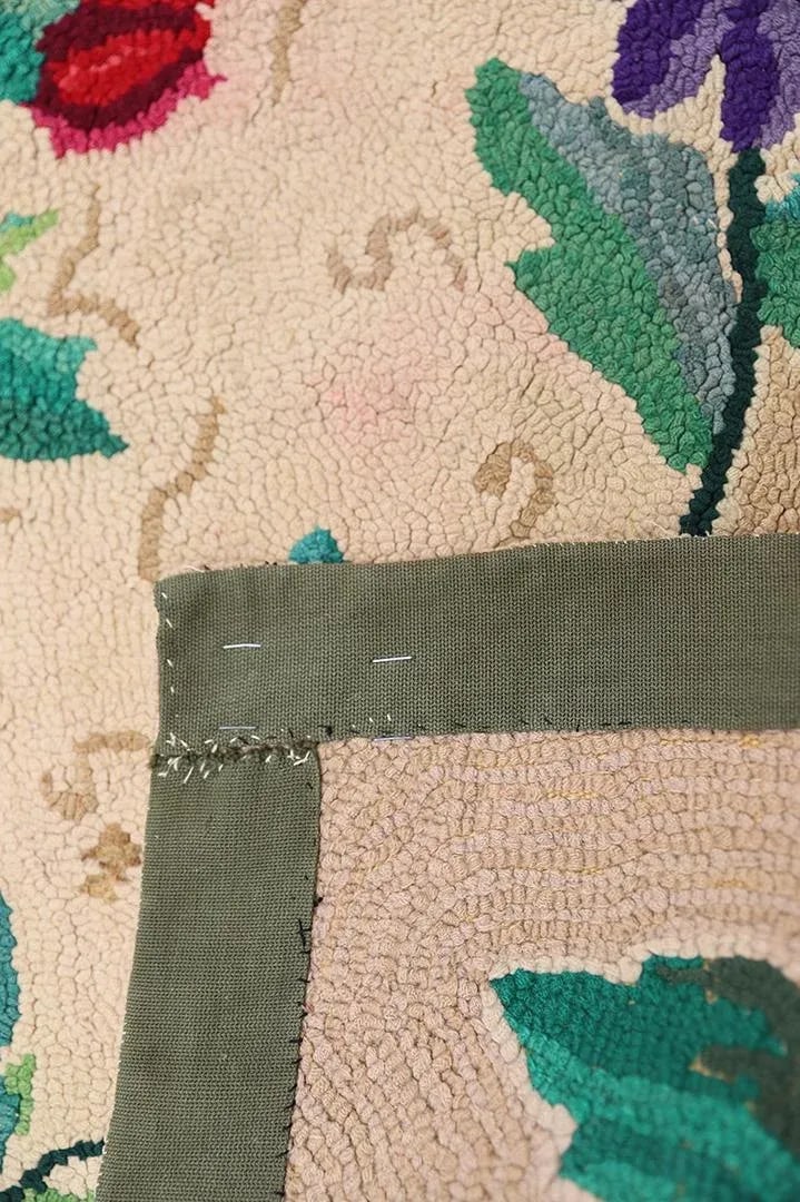 4'x6' Vintage American Hooked Rug | Antique American Floral Area Rug - 4