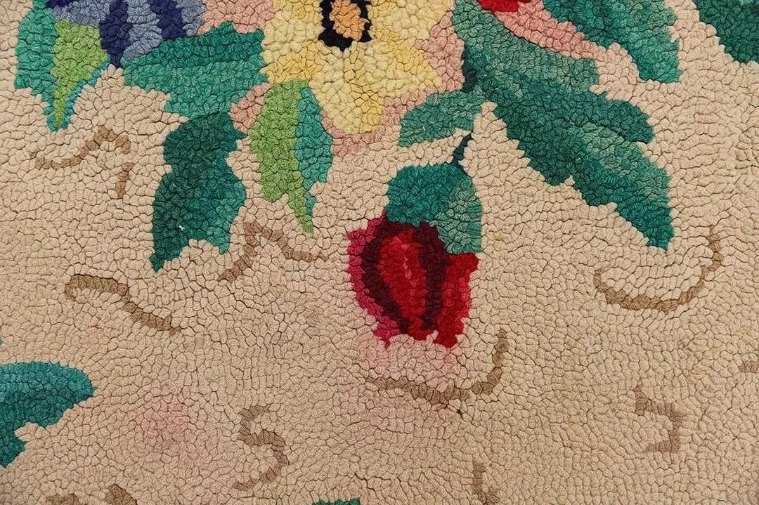 4'x6' Vintage American Hooked Rug | Antique American Floral Area Rug - 9