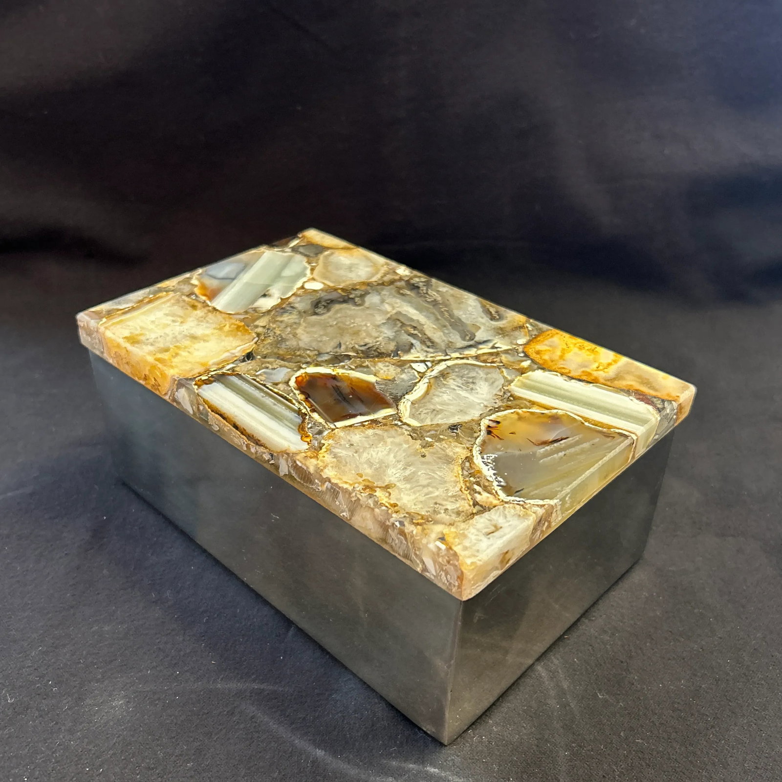 Agate and Steel Accessories Box - 5