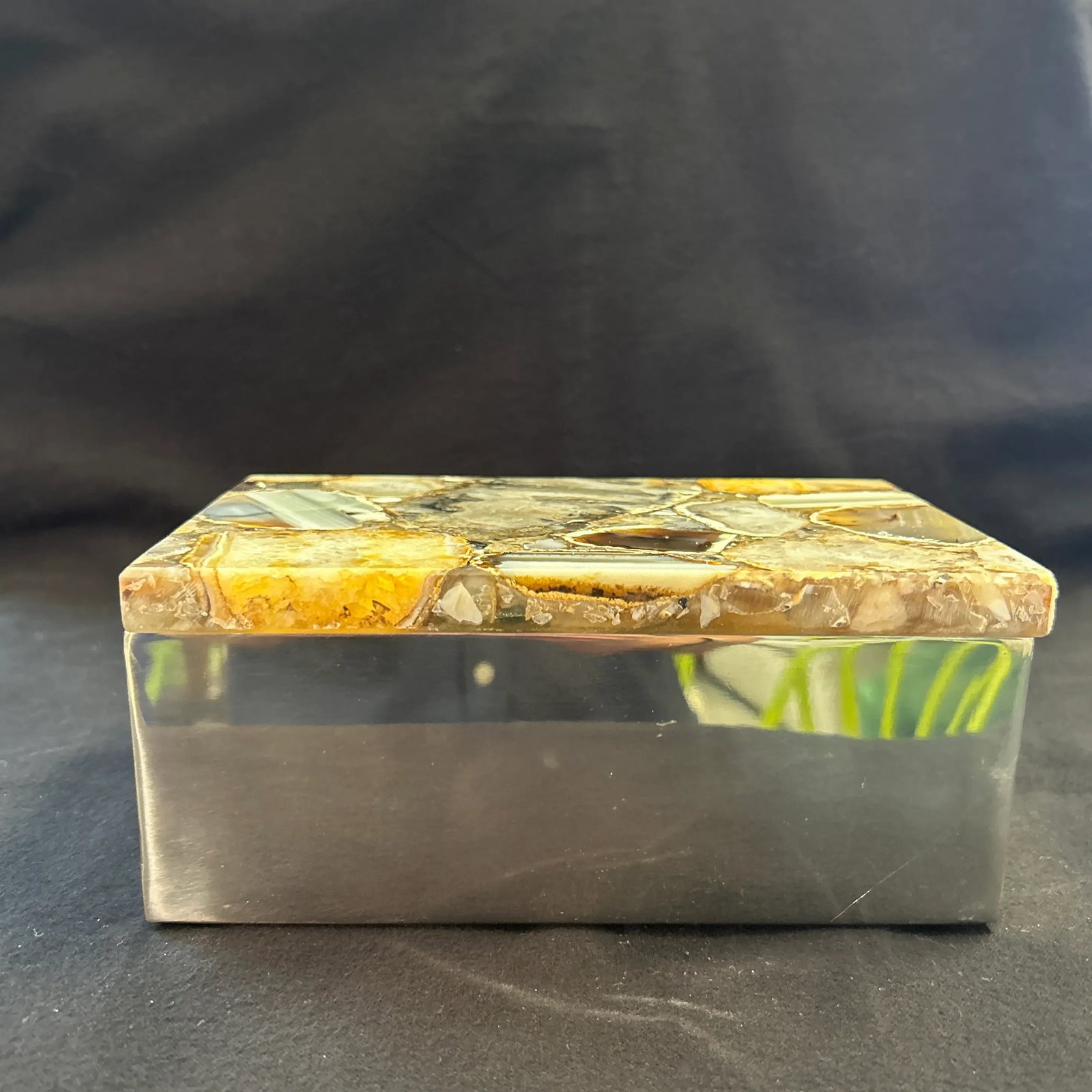 Agate and Steel Accessories Box - 6