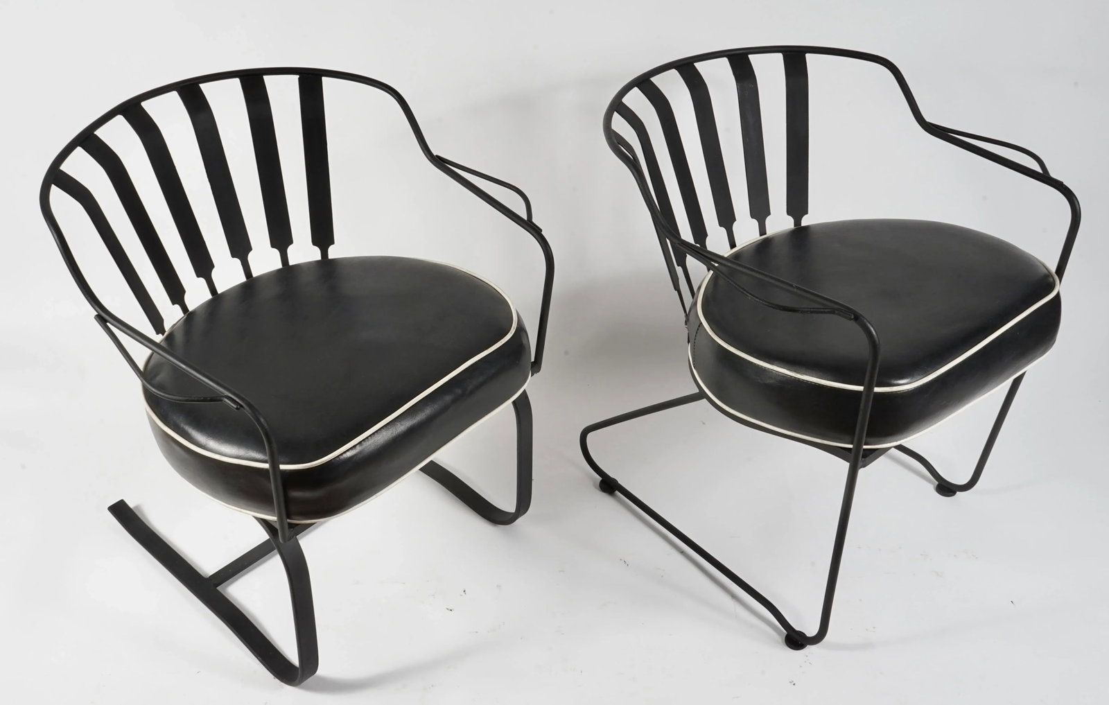 Mid 20th Century Wrought Iron Arm Chairs in the Style of Russell Woodard - Set of 2 - 5