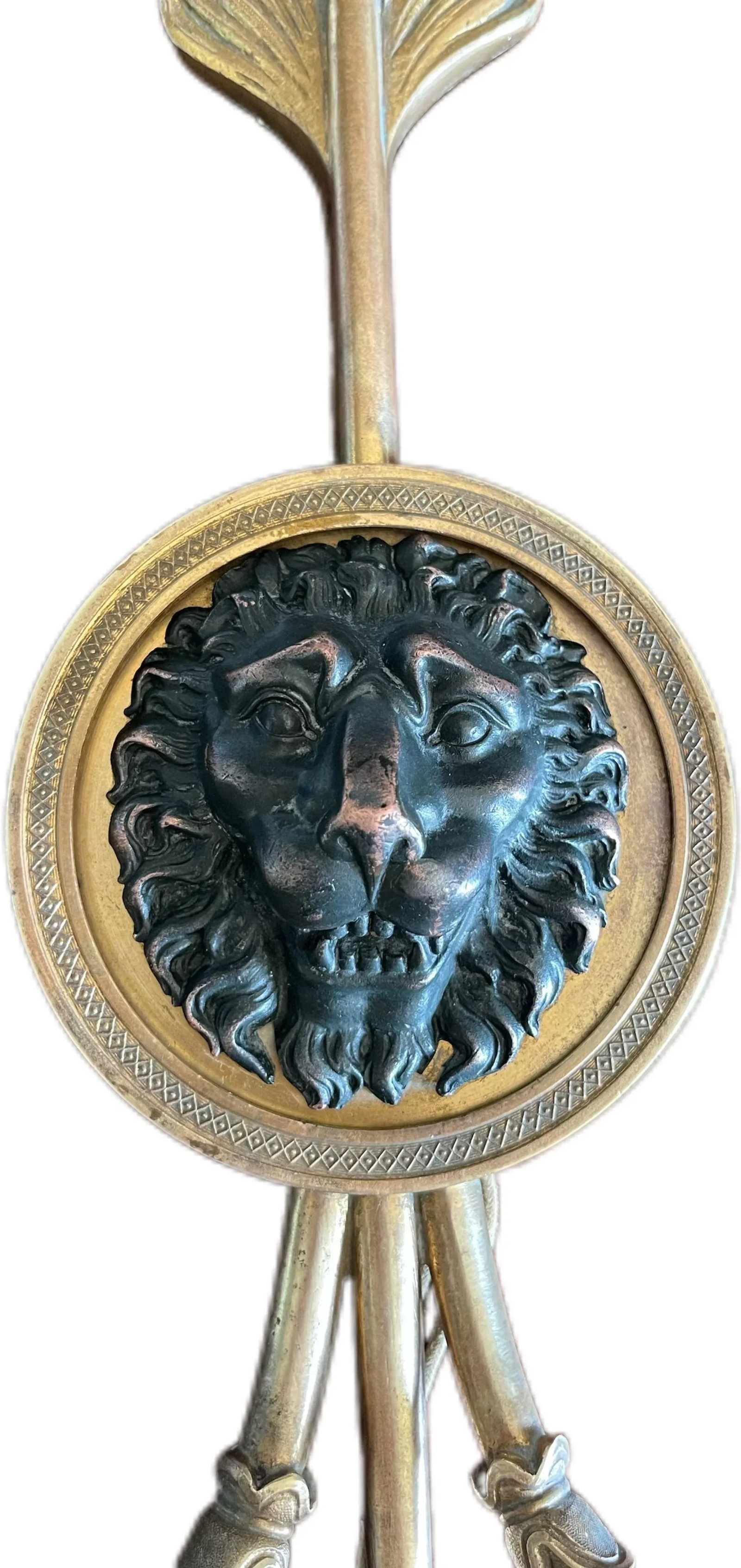 Early 20th Century French Bronze Empire Style With Lion Head and Arrow Sconce Light - 2