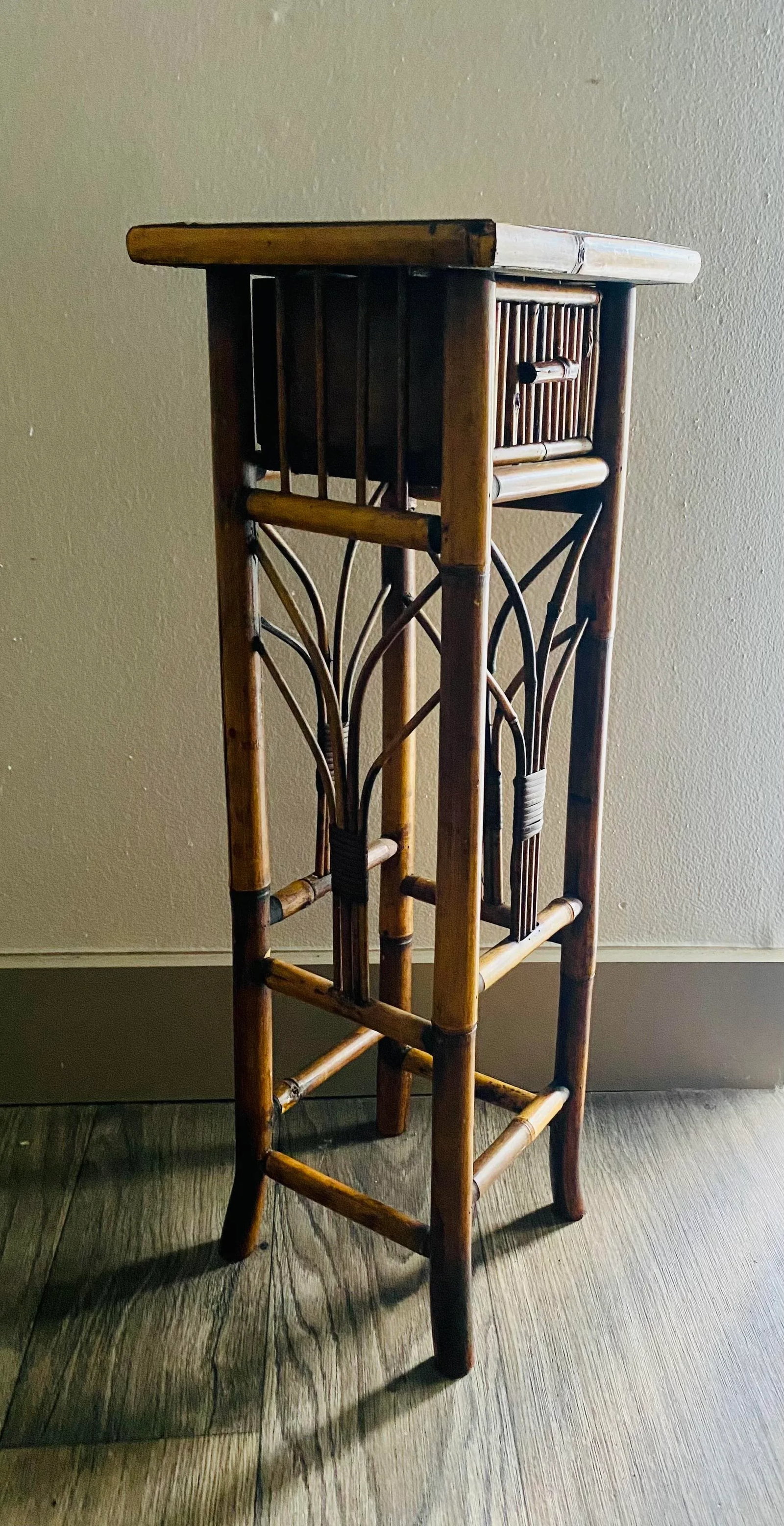 Vintage Tortoiseshell Rattan Plant Stand Side End Table With Drawer - 2