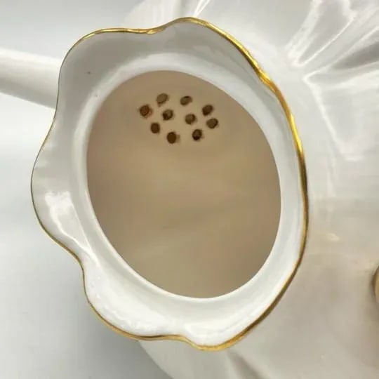 Mid 20th Century Shelley White & Gold Regency Dainty 4-Piece Tea Set With 4-Cup Teapot, Sugar, Cream - 8