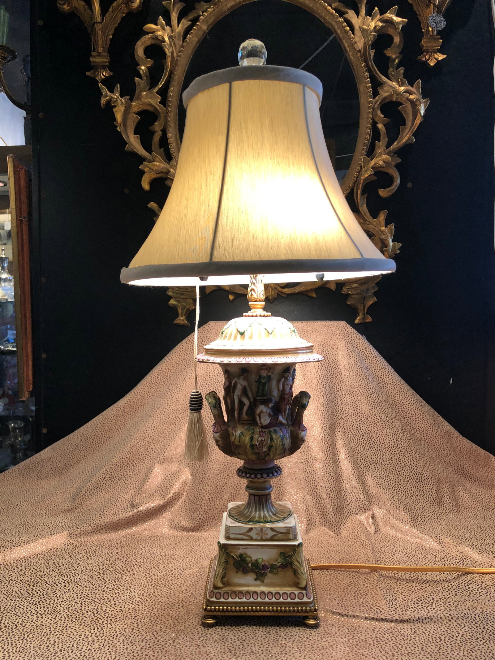 Vintage Italian Porcelain Figural Hand Painted Gilt Table Lamp With Shade - 2