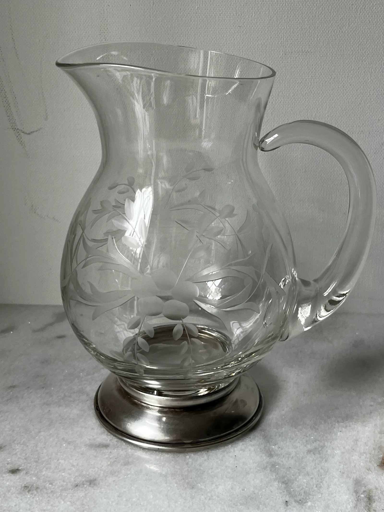 1930s Etched Crystal Pitcher, Also Known as a "Pot Belly Pitcher," With a Sterling Silver Base - 7