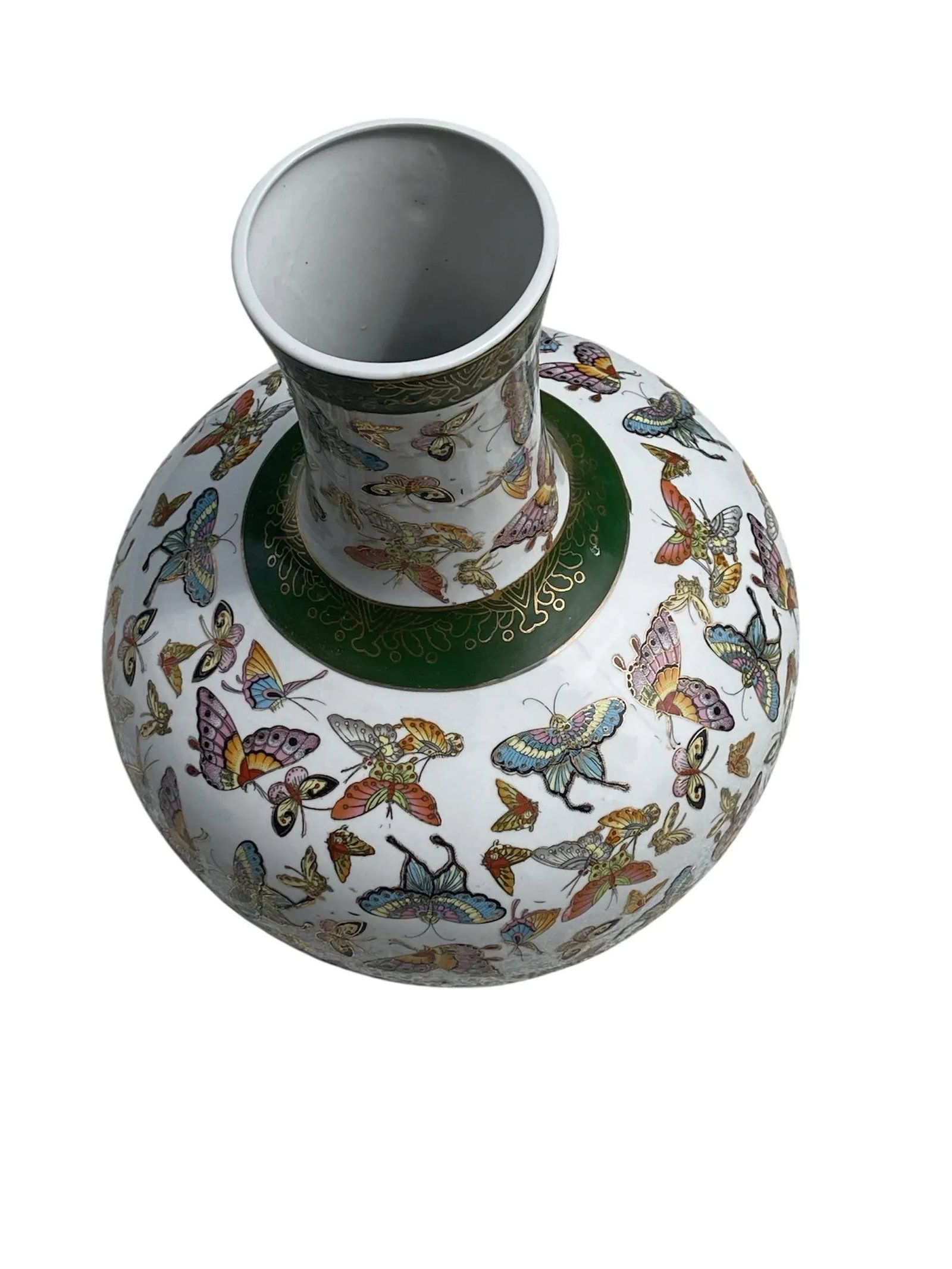 Mid 20th Century Chinese Porcelain Butterfly Vase - 4