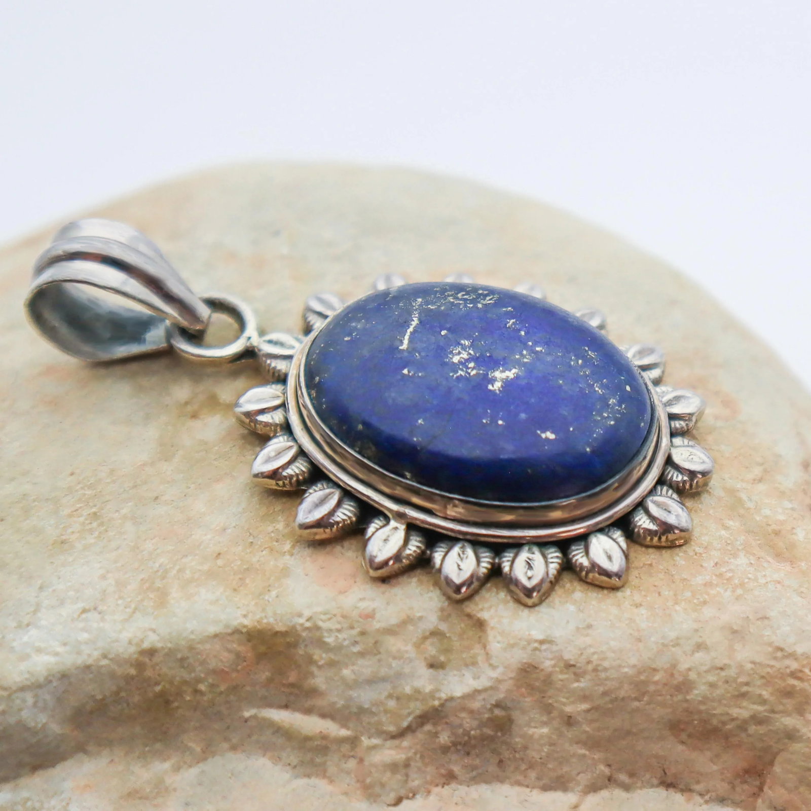 Vintage Lapis Lazuli in Sterling Silver Starburst - 4