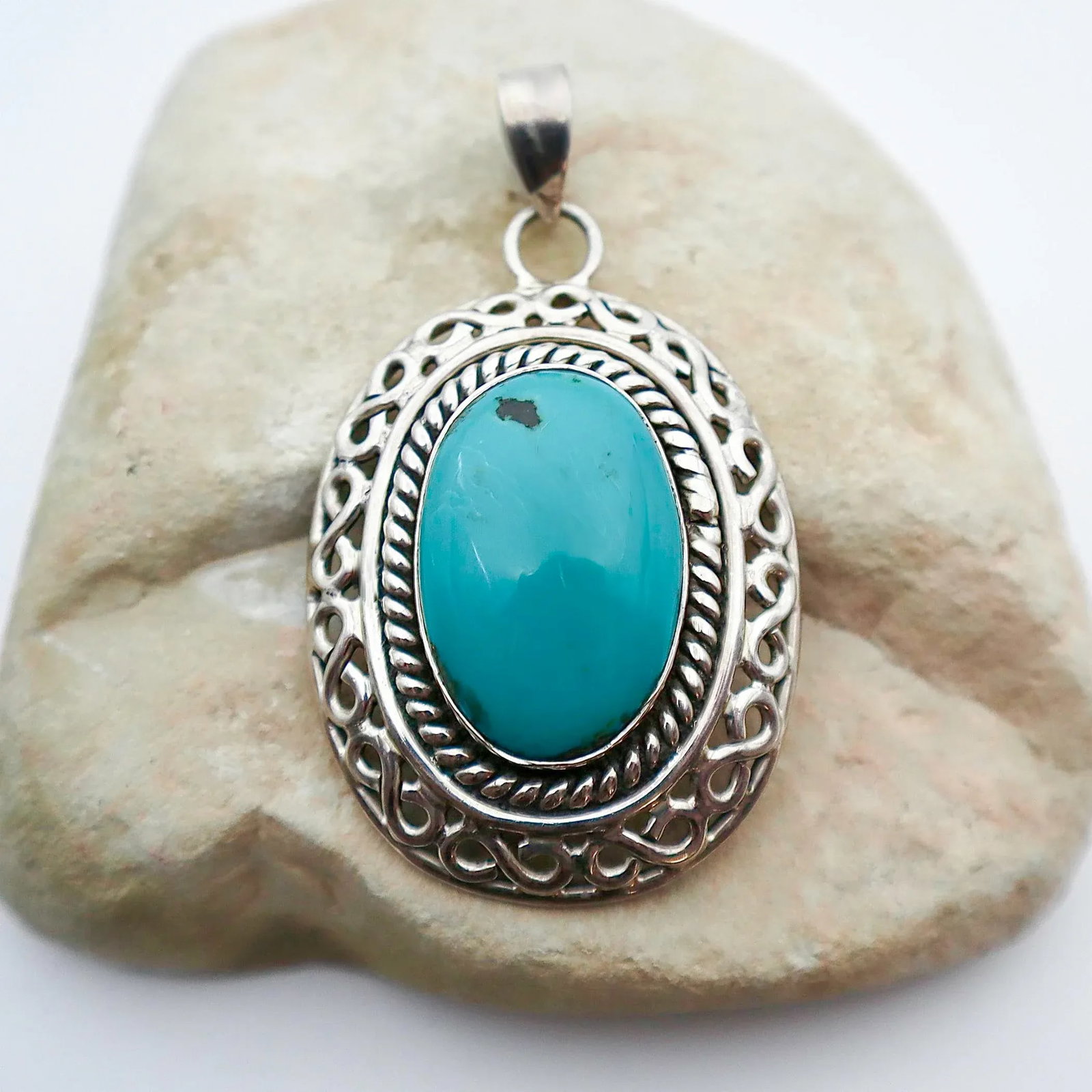 Vintage Natural Turquoise With Sterling Silver Detailing - 3