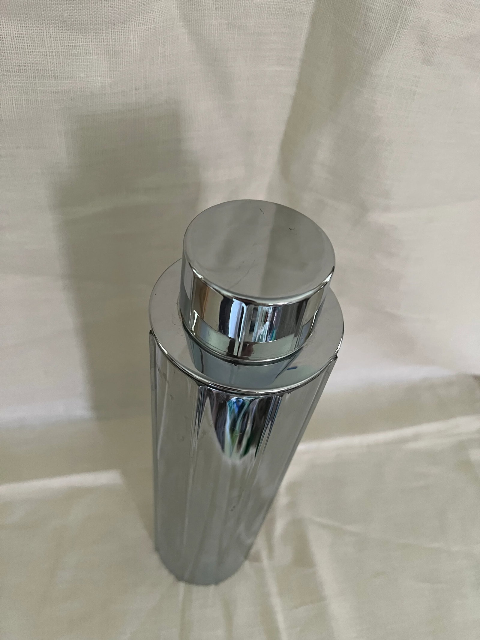 1930s Art Deco Skyscraper Chrome Cocktail Shaker by Norman Bel Geddes for Revere - 11