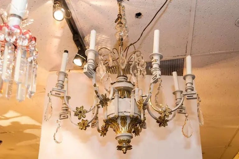 A Rustic Painted Metal and Gilt 8 Arm Chandelier - 4