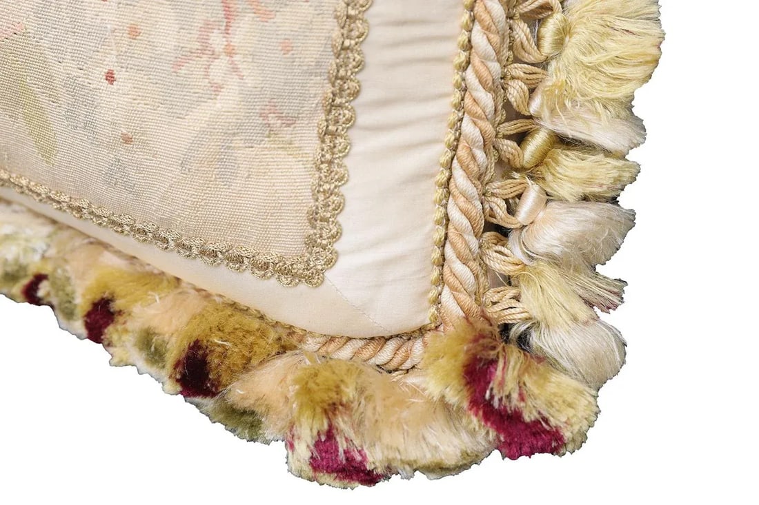 Pink Roses Aubusson Hand-Woven Silk Pillow - 9