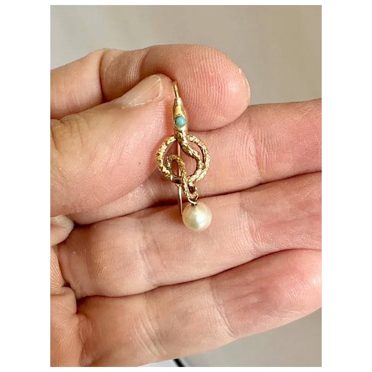 Late 19th Century 14k Serpent and Pearl Earrings, A Pair - 4