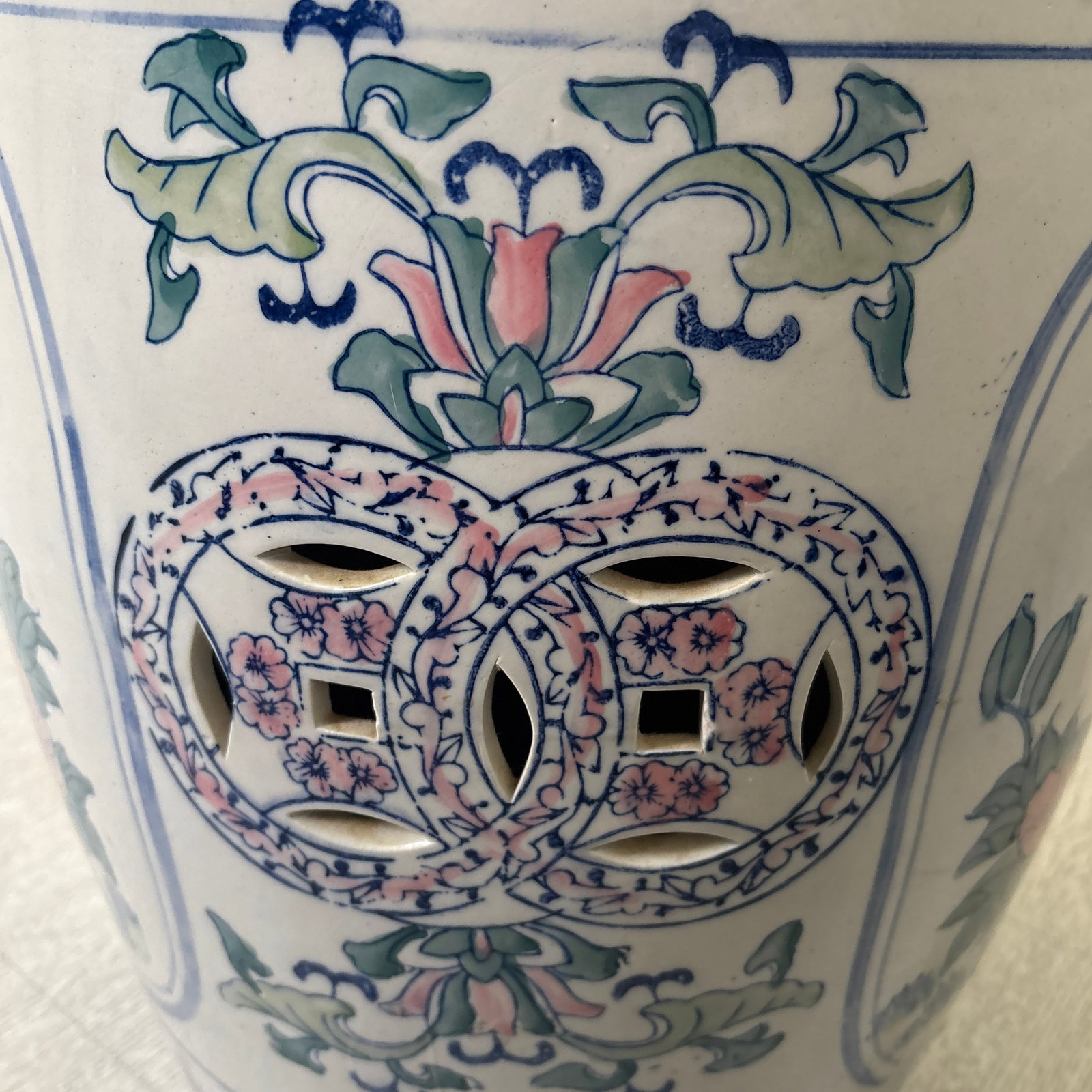 1960s Chinese Porcelain Garden Seat - 7