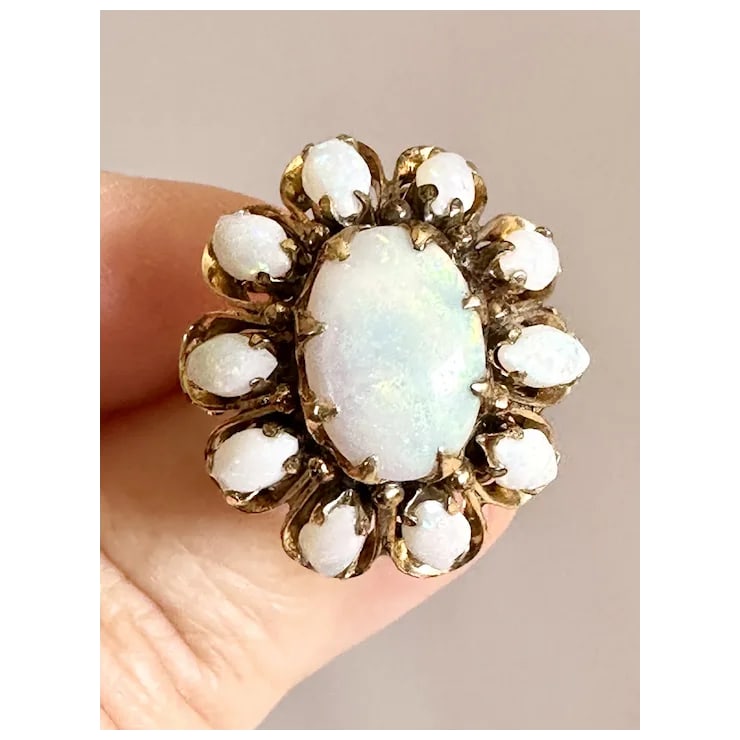 Late 20th Century 18k Gold and Opal Ring, Size 6.25 - 3