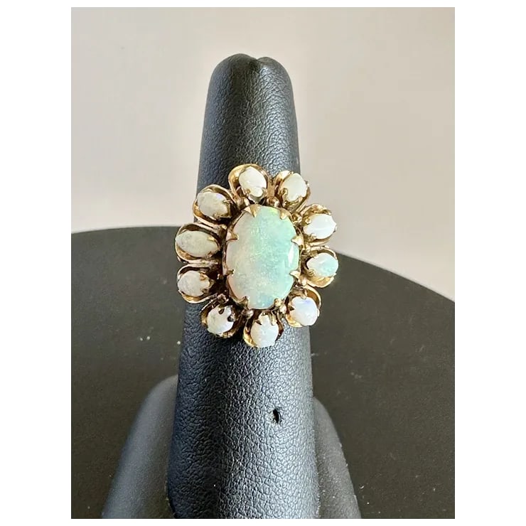 Late 20th Century 18k Gold and Opal Ring, Size 6.25 - 4