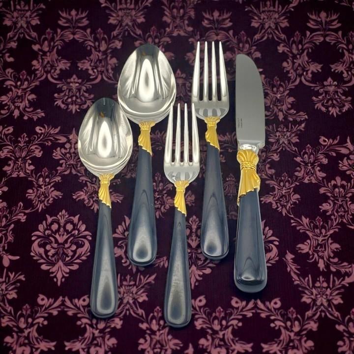 Service for 15 - Yamazaki "Lindi" Black Handle Gold Accent 75-Pieces: 15 Place Settings With Individ - 17