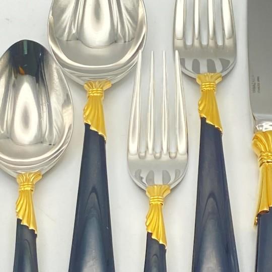 Service for 15 - Yamazaki "Lindi" Black Handle Gold Accent 75-Pieces: 15 Place Settings With Individ - 7